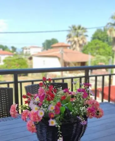 Luxury Apartment Nea Vrasna