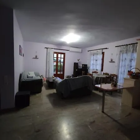 Luxury Apartamento Vrasná